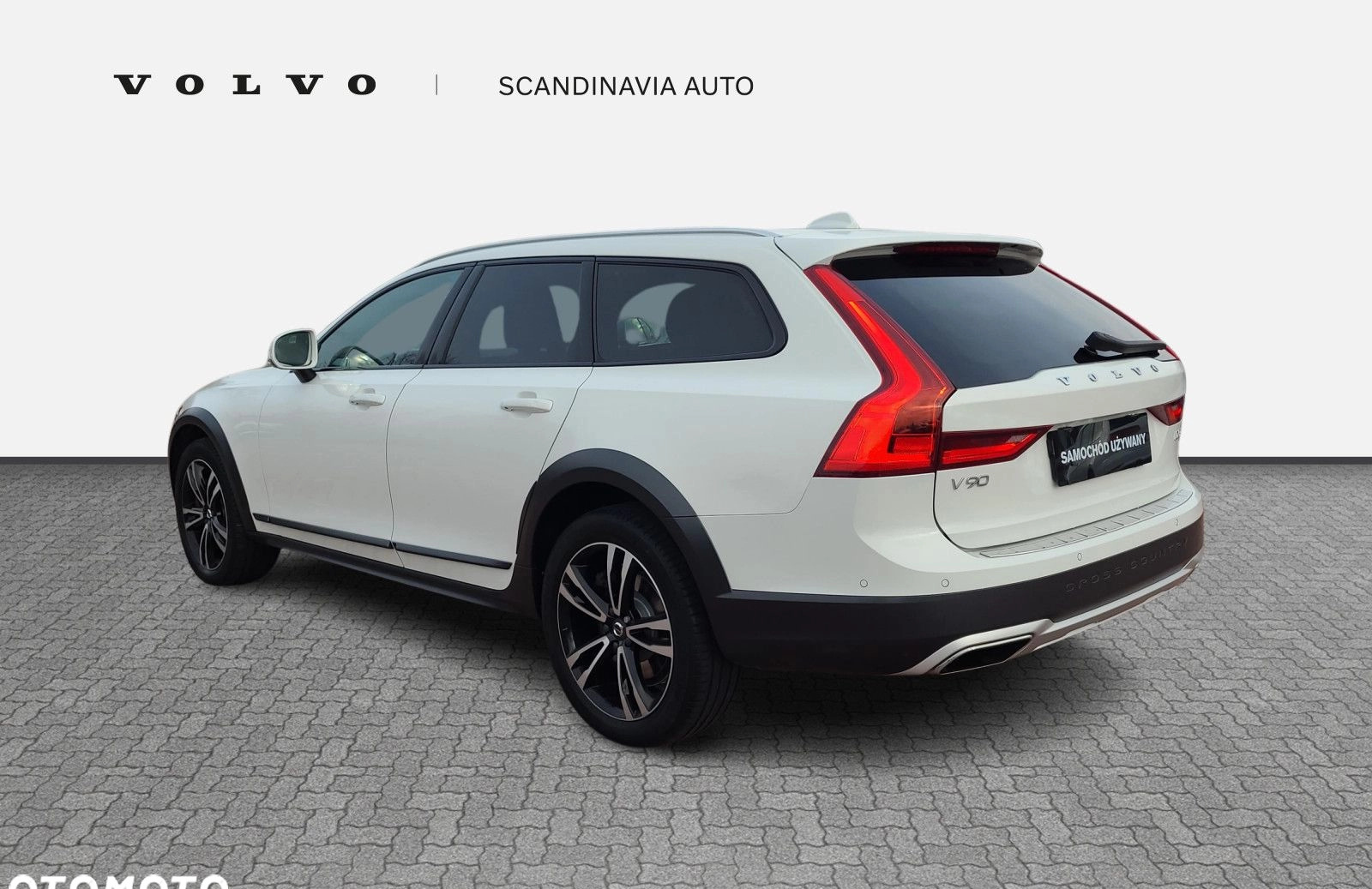 Volvo V90 Cross Country cena 159900 przebieg: 147000, rok produkcji 2019 z Żelechów małe 781